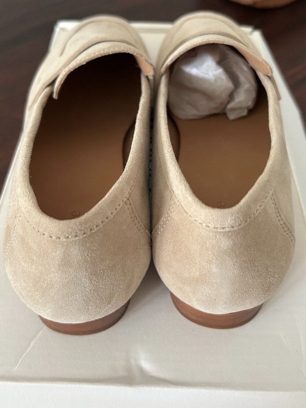 Quince Italian Suede Penny Loafer Almond (Light Cream) Color Size 8 NEW - Picture 4 of 6